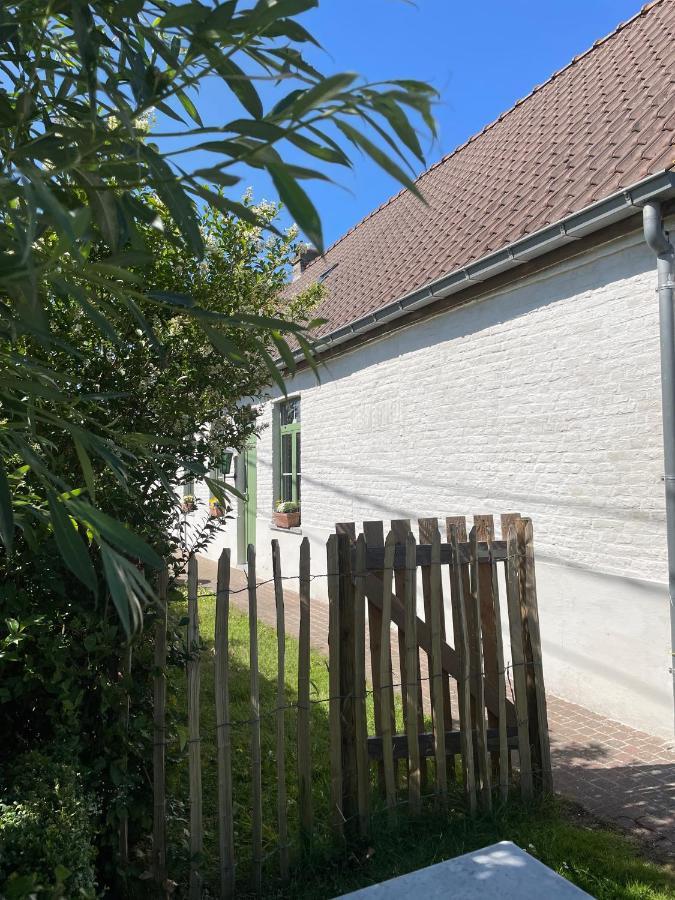 De Wabisabiboerderij Bed and Breakfast Oedelem Eksteriør billede